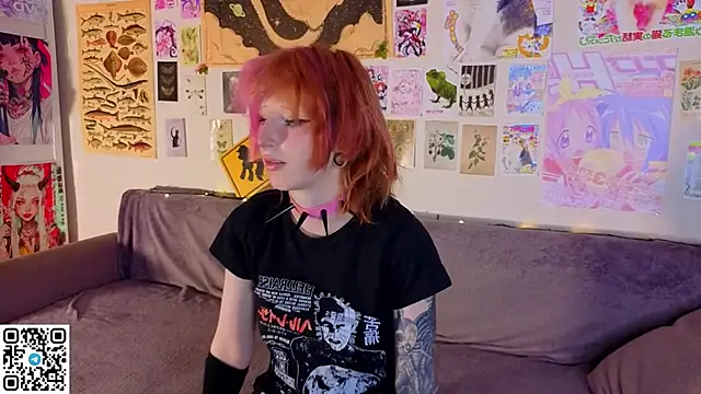 Snapshot of KandraCruser chatting on 5, 6, 2026 KandraCruser online show from 5, 6, 2026