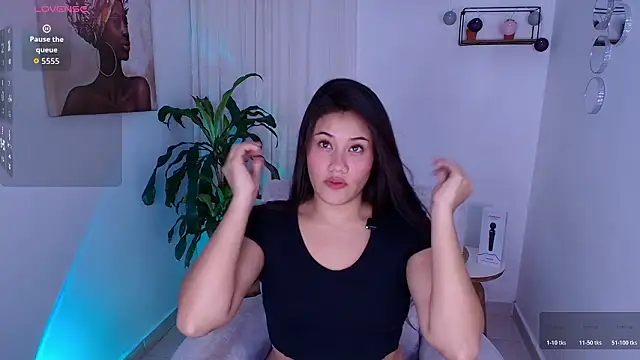 AlisxxnFx online show from 6, 2, 2026