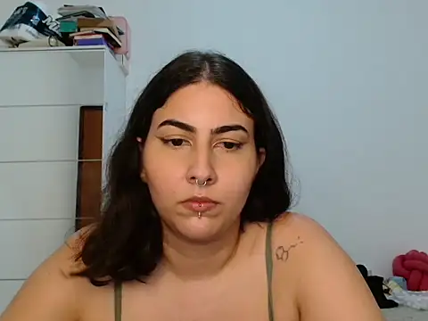 Snapshot of ApenasLys chatting on 19, 4, 2026 ApenasLys online show from 19, 4, 2026