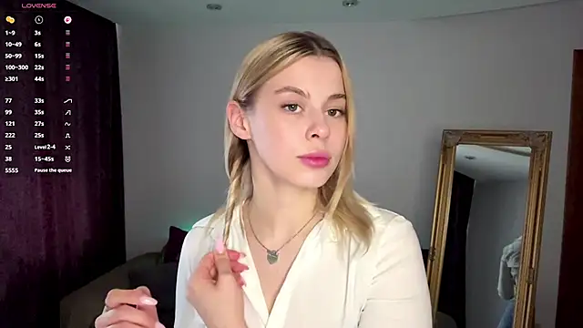 Lil Elisa online show from 19, 9, 2025