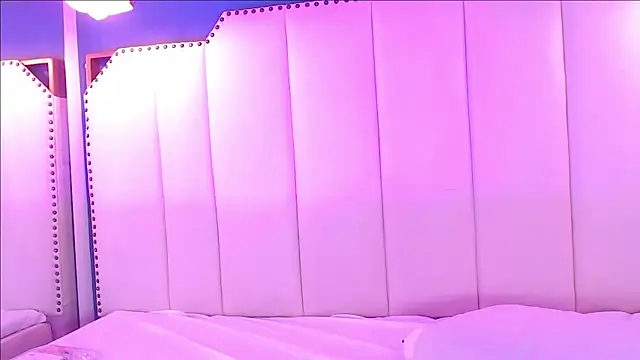 SophiaBloss online show from 10, 10, 2025