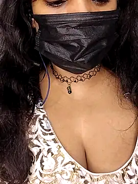 aliyaa9900 online show from 30, 10, 2025