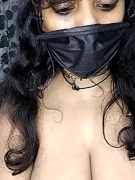 aliyaa9900 online show from 3, 11, 2025