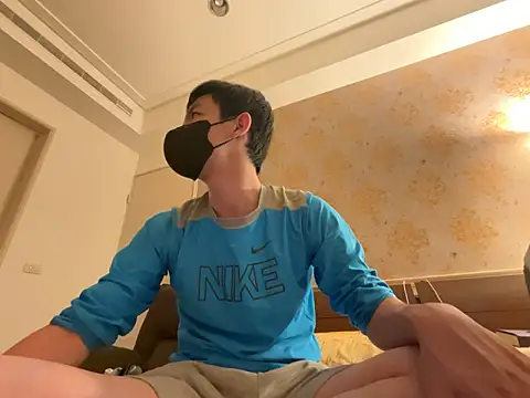 Snapshot of kaikai1335 chatting on 29, 11, 2025 kaikai1335 online show from 29, 11, 2025