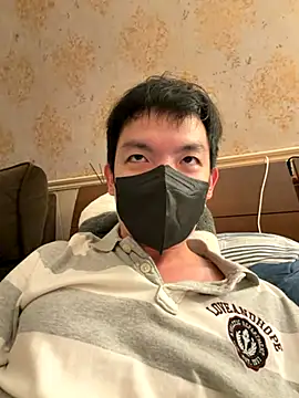 Snapshot of kaikai1335 chatting on 11, 11, 2025 kaikai1335 online show from 11, 11, 2025