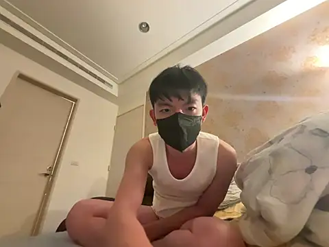 Snapshot of kaikai1335 chatting on 2, 2, 2026 kaikai1335 online show from 2, 2, 2026