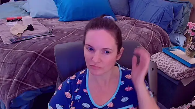 ninajaymes online show from 15, 9, 2025