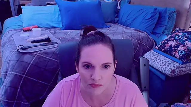 ninajaymes online show from 10, 4, 2026