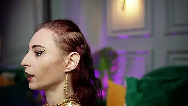 SaraiAngel online show from 12, 11, 2025