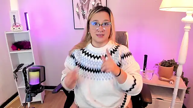 hollie joliie online show from 26, 3, 2026