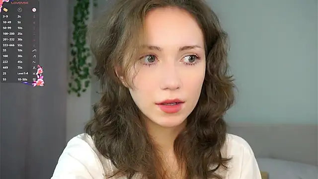 Snapshot of ZeniaBolich chatting on 7, 11, 2025 ZeniaBolich online show from 7, 11, 2025