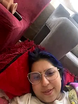 Snapshot of honeyviviss chatting on 9, 9, 2025 honeyviviss online show from 9, 9, 2025