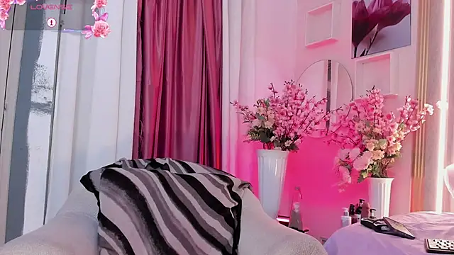 La Diabla 111  online show from 13, 2, 2026