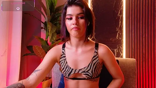 La Diabla 111  online show from 16, 9, 2025
