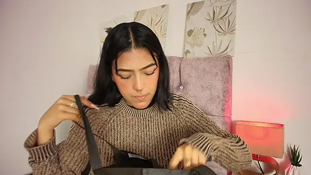 Dulce Bella  online show from 27, 2, 2026