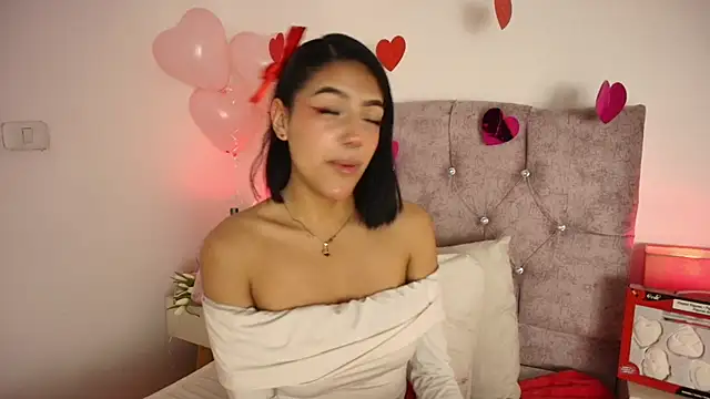 Dulce Bella  online show from 15, 2, 2026