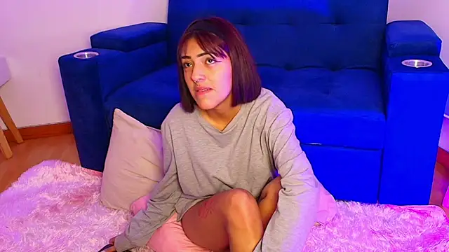 Dulce Bella  online show from 11, 11, 2025