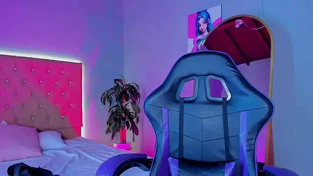 Snapshot of JennyLawrence chatting on 22, 11, 2025 JennyLawrence online show from 22, 11, 2025