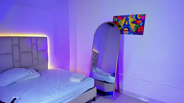 Snapshot of JennyLawrence chatting on 2, 11, 2025 JennyLawrence online show from 2, 11, 2025