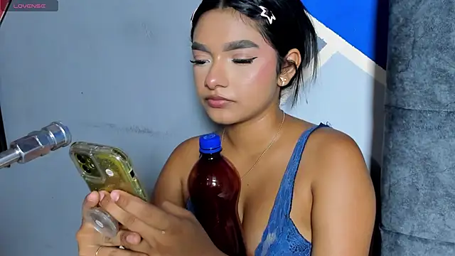 lau-hot online show from 17, 12, 2025