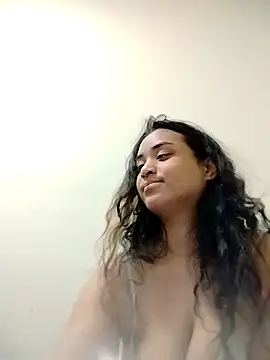 Snapshot of SoakedUpKitty- chatting on 1, 12, 2025 SoakedUpKitty- online show from 1, 12, 2025