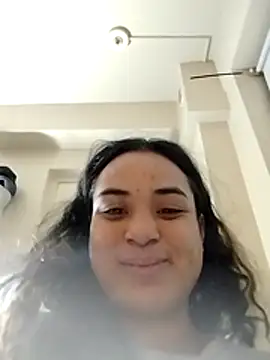 Snapshot of SoakedUpKitty- chatting on 28, 11, 2025 SoakedUpKitty- online show from 28, 11, 2025