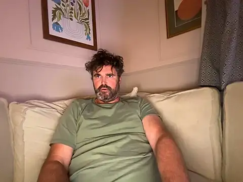 Snapshot of CyprioteWhitefly chatting on 11, 6, 2026 CyprioteWhitefly online show from 11, 6, 2026