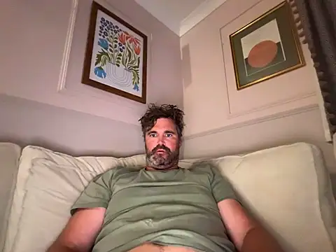 Snapshot of CyprioteWhitefly chatting on 29, 5, 2026 CyprioteWhitefly online show from 29, 5, 2026