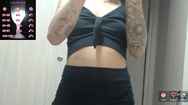 Snapshot of Emma_Axtrl chatting on 13, 9, 2025 Emma Axtrl online show from 13, 9, 2025