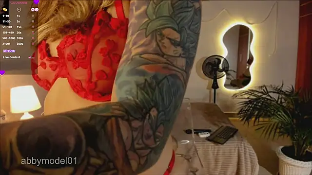 Snapshot of AbbyModel01 chatting on 18, 10, 2025 AbbyModel01 online show from 18, 10, 2025