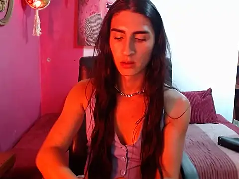 lola diez online show from 15, 9, 2025