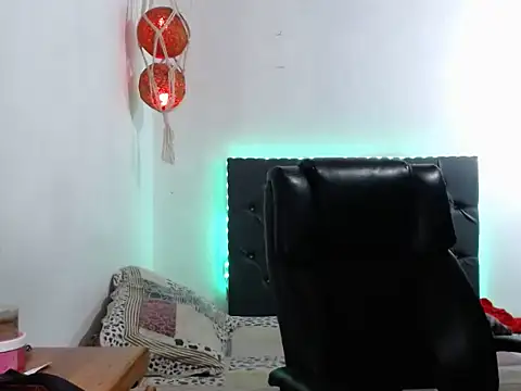 lola diez online show from 20, 2, 2026