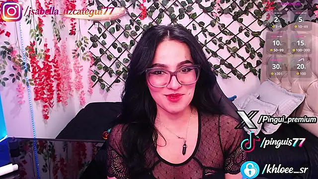 Snapshot of Khloecita_sr chatting on 2, 8, 2026 Khloecita sr online show from 2, 8, 2026