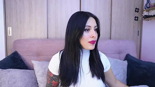 SophiieCumsx online show from 4, 2, 2026