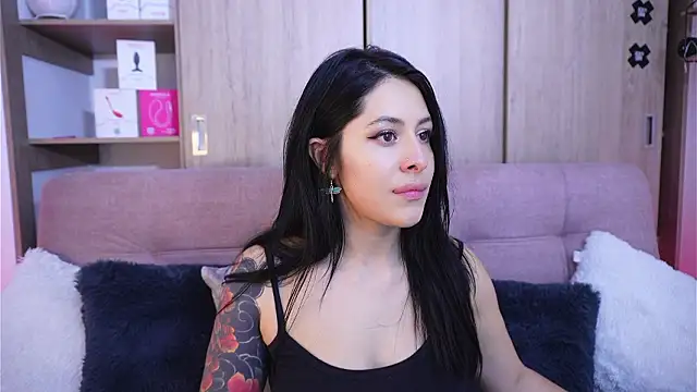 SophiieCumsx online show from 6, 3, 2026