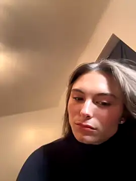 SophiiaStarr online show from 30, 11, 2025