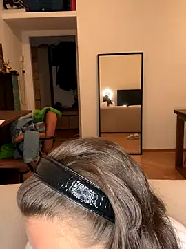 SophiiaStarr online show from 16, 9, 2025