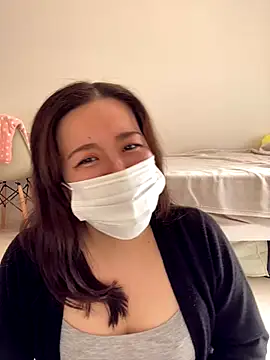 Snapshot of NATSUMI00 chatting on 28, 10, 2025 NATSUMI00 online show from 28, 10, 2025