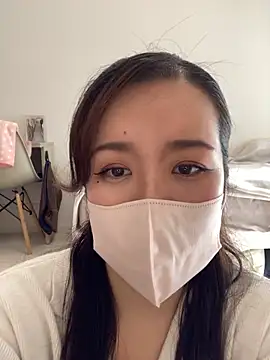 Snapshot of NATSUMI00 chatting on 1, 10, 2025 NATSUMI00 online show from 1, 10, 2025