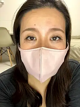 Snapshot of NATSUMI00 chatting on 3, 12, 2025 NATSUMI00 online show from 3, 12, 2025