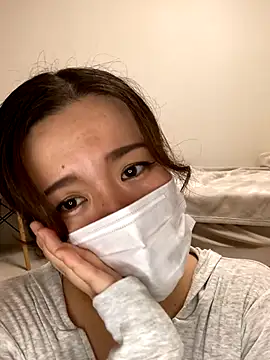 Snapshot of NATSUMI00 chatting on 16, 10, 2025 NATSUMI00 online show from 16, 10, 2025