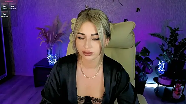 Snapshot of NikkiiStill chatting on 24, 5, 2026 NikkiiStill online show from 24, 5, 2026