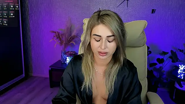NikkiiStill online show from 16, 6, 2026