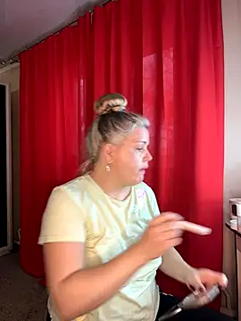 Nayvessa online show from 12, 11, 2025