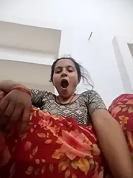 Snapshot of Sonam_shinde chatting on 2, 5, 2026 Sonam shinde online show from 2, 5, 2026