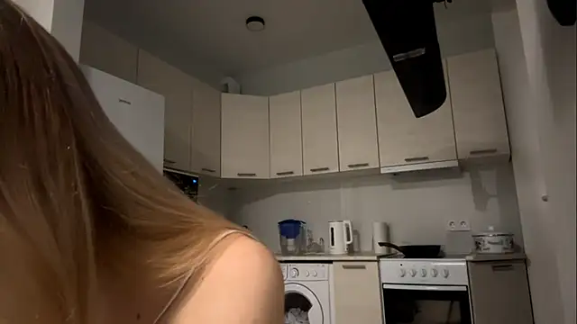 Denni Spilber online show from 28, 10, 2025