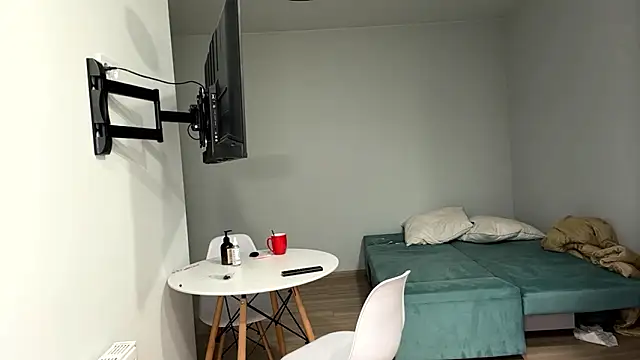 Denni Spilber online show from 5, 3, 2026