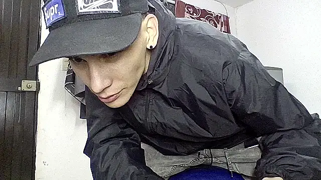 Snapshot of sam_hottt chatting on 27, 9, 2025 sam hottt online show from 27, 9, 2025