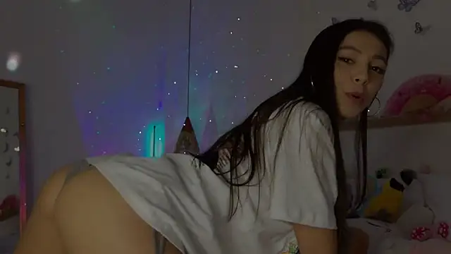 Snapshot of keirasworld chatting on 8, 5, 2026 keirasworld online show from 8, 5, 2026