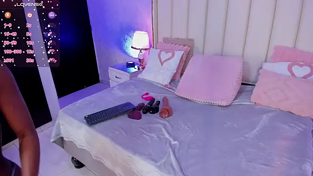 MadissonBonny  online show from 10, 4, 2026